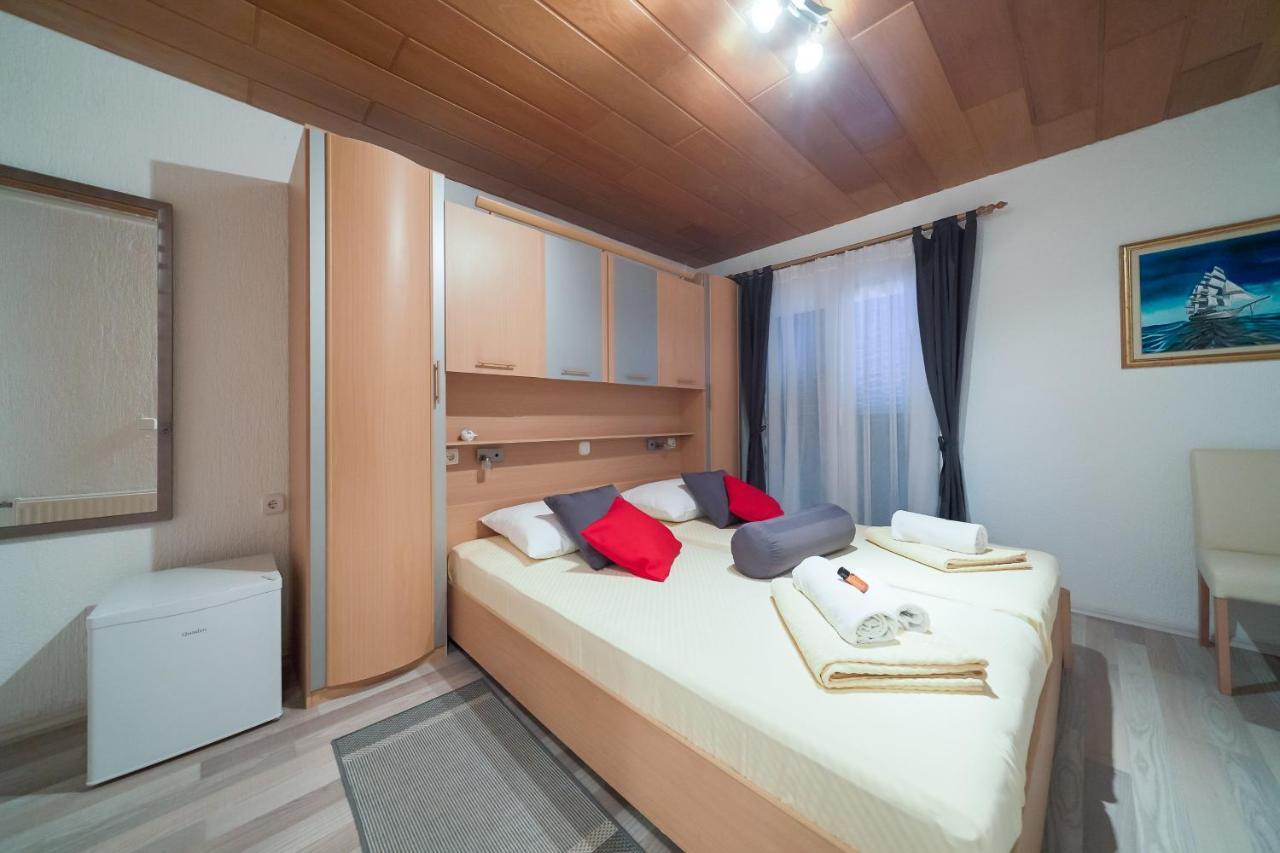 טוראני Lanterna Rooms מראה חיצוני תמונה